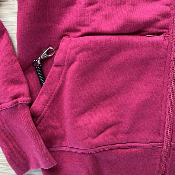 SCOTTeVEST Hoodie Cotton 21 pockets maroon men’s small - Picture 3 of 11